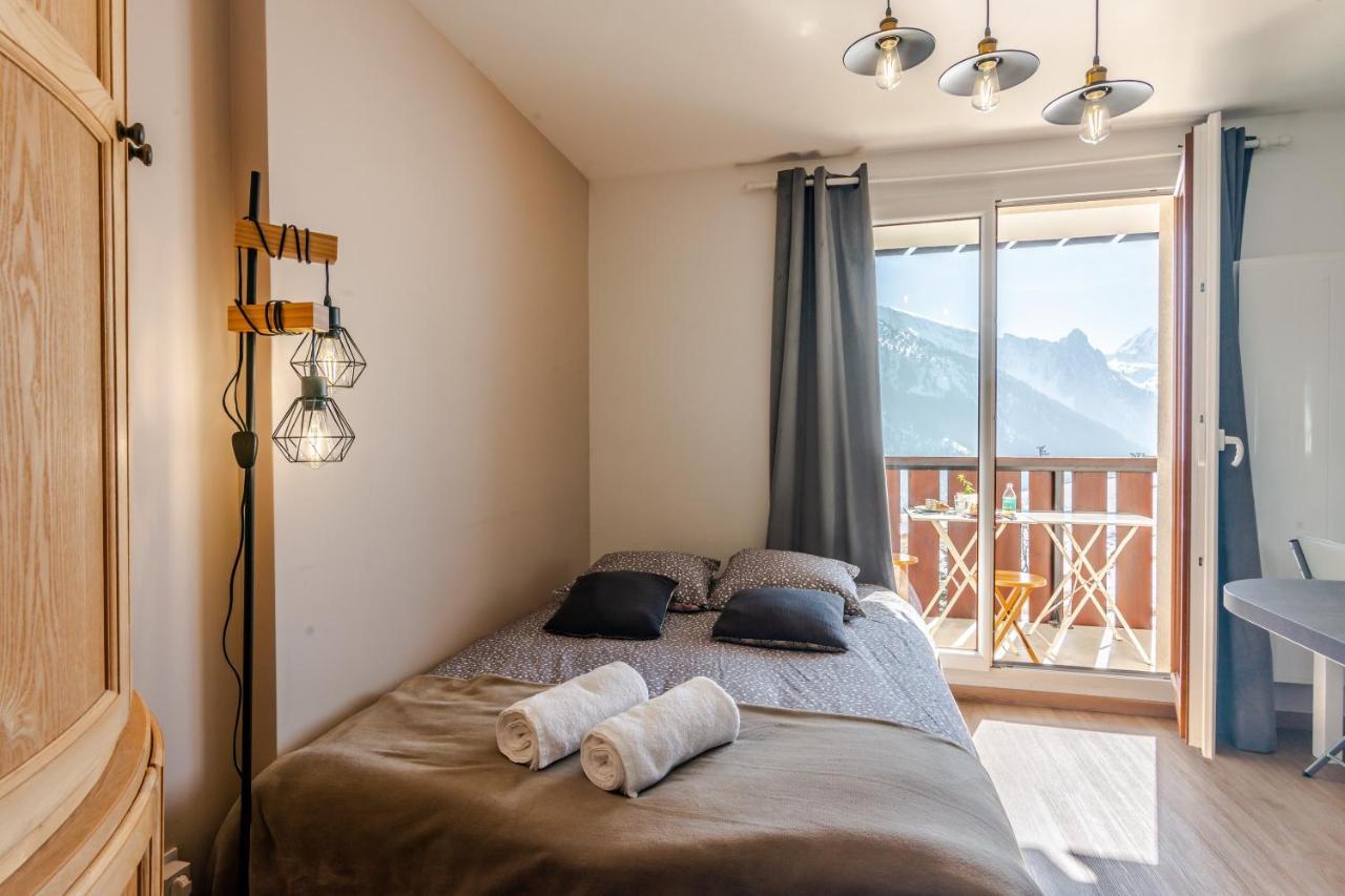 L'Oree Des Aravis - Au Pied Des Pistes Manigod Exteriör bild